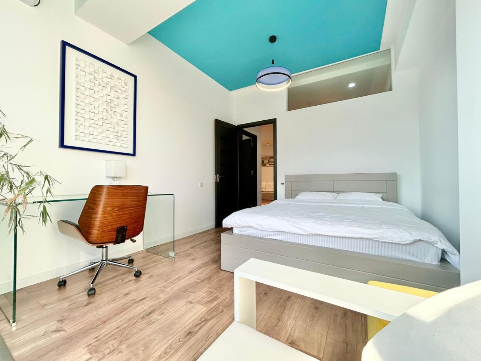 City Center - Next To Holiday Inn -2Br Apartment Tbilisi Exterior photo